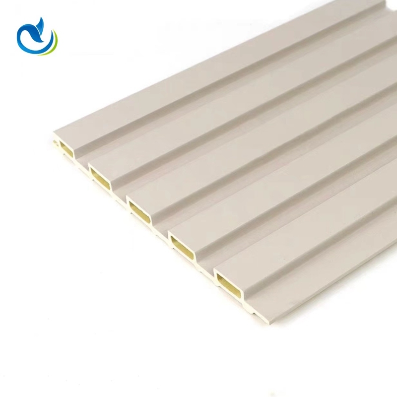 Vergelijk de verschillen tussen hout-kunststofplaten en PS-platen