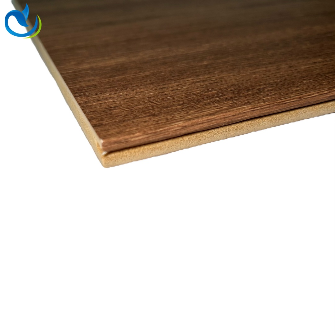 Wandpanelen van houtkoolstofkristal